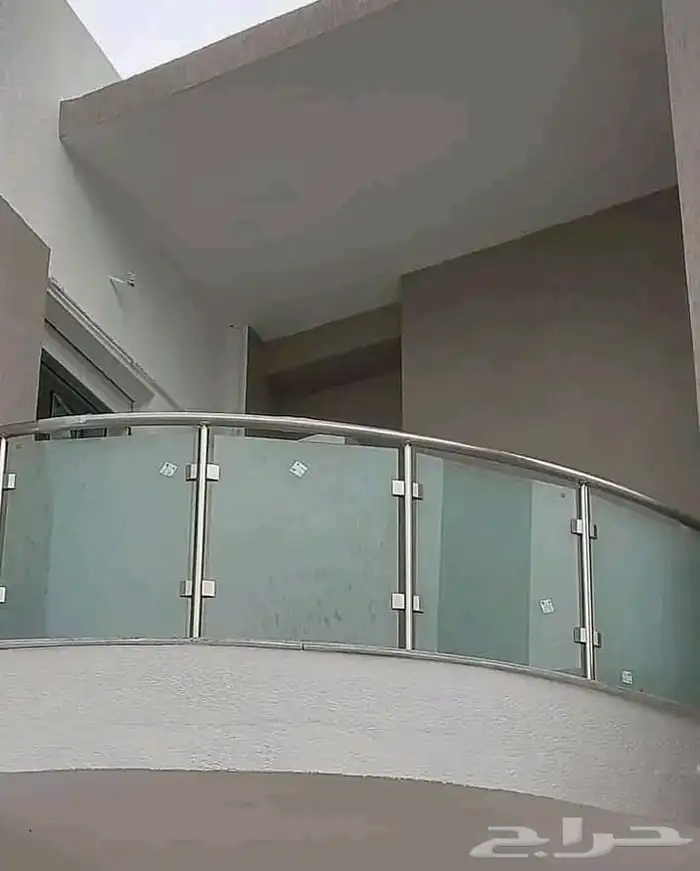 هل تبحث عن فخامة الأداء وجمال التصميم 8