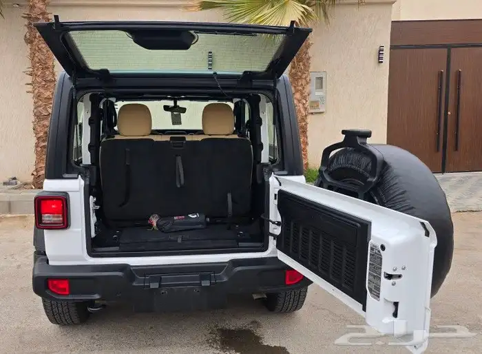 جيب رانجلر صاحري فل كامل دبل 8