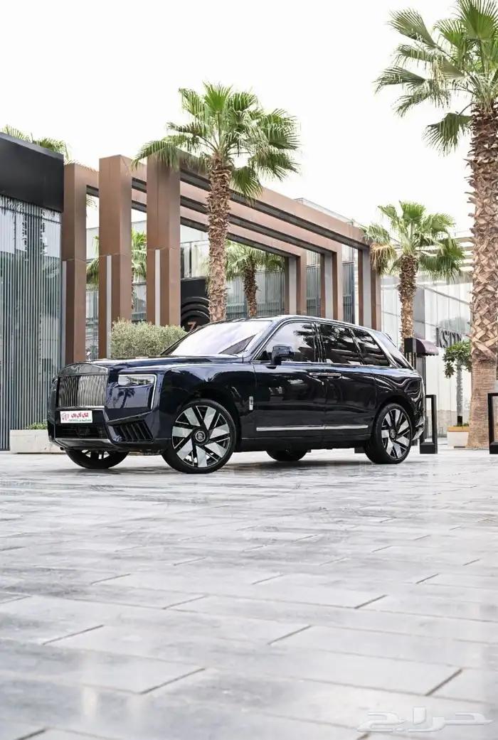 رولز رويس كولينان للايجار 2025 1