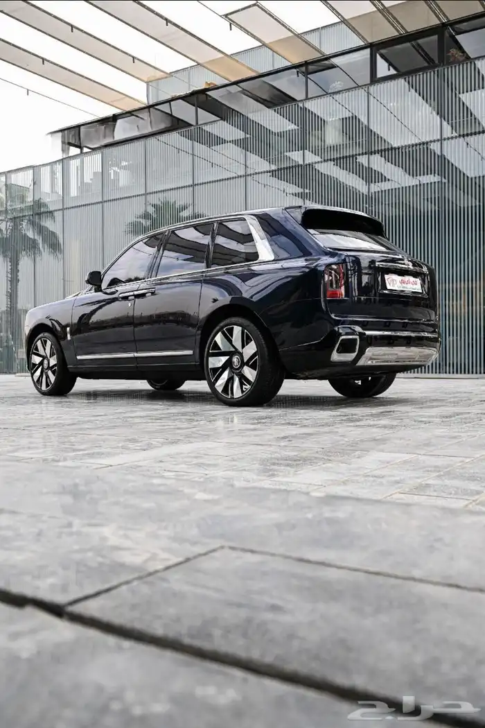 رولز رويس كولينان للايجار 2025 9