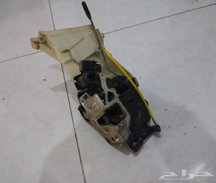 قطع غيار مرسيدس ابو عيون 96 إلى 2002 4