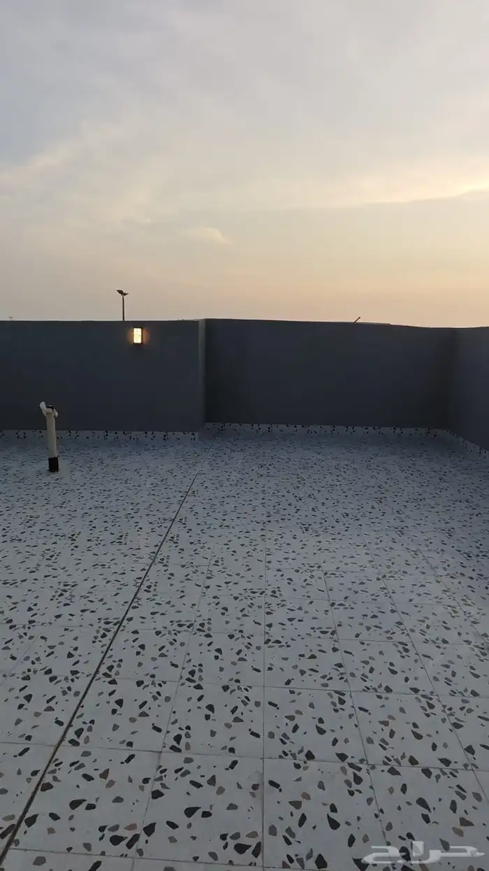 للبيع فلل منفصله الضاحيه322م 18