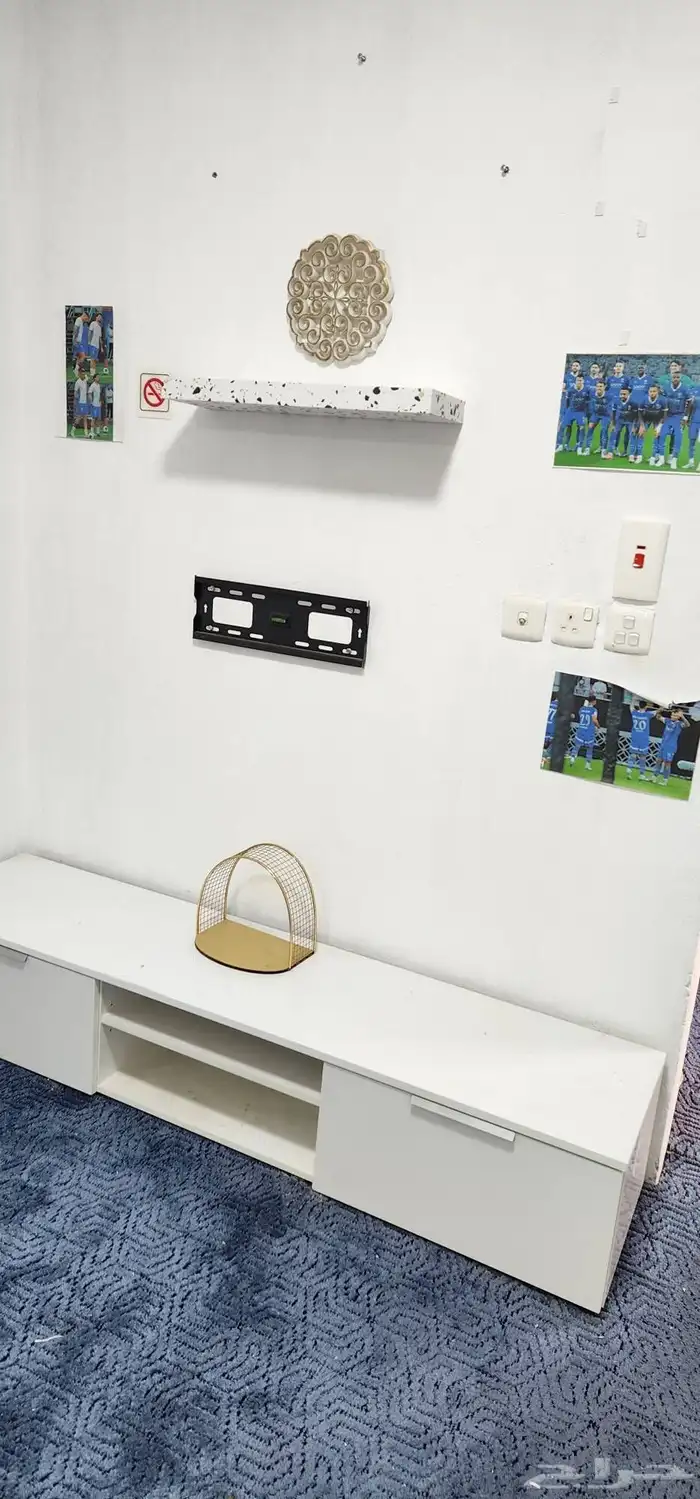 غرفة نوم نفر ونصف ودولاب ملابس وكمودينة وطاولة تلفزيون كبيرة 9