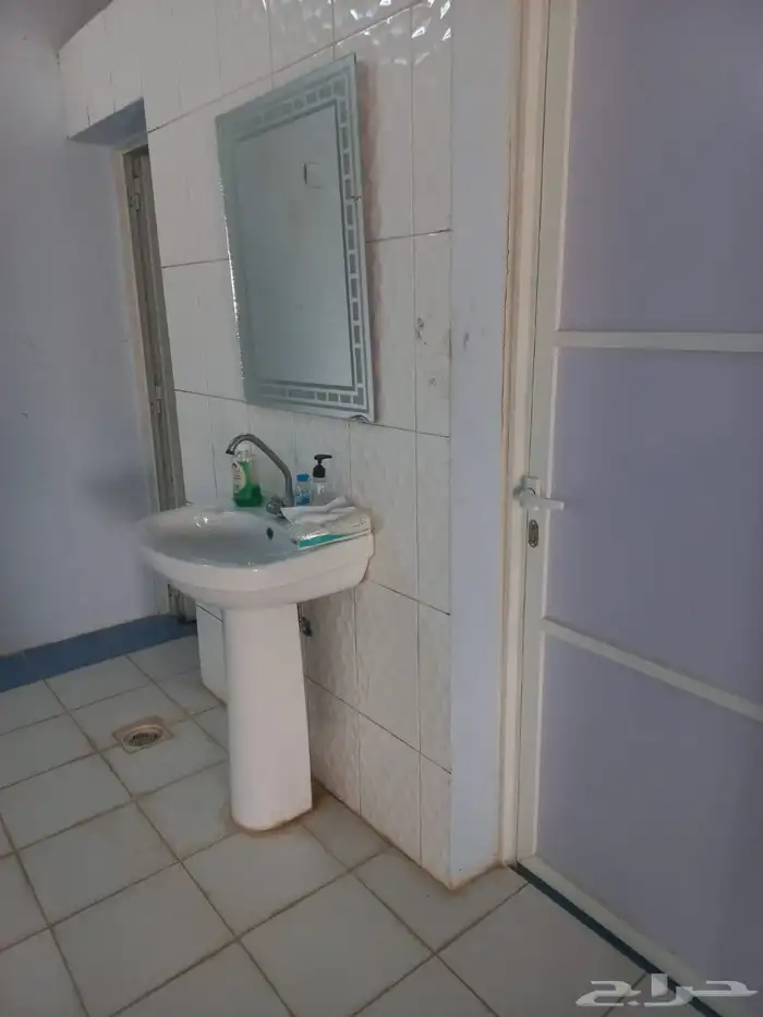 .بيت شعبي للايجار الدرب الكدره الإيجار دفعه او دفعتين فقط 2