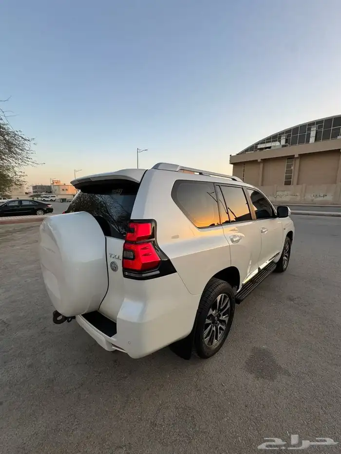 تويوتا برادو 2023 4