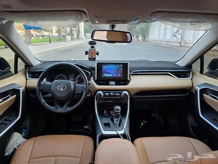 للبيع تويوتا راف فور دبل نص فل 2024 19