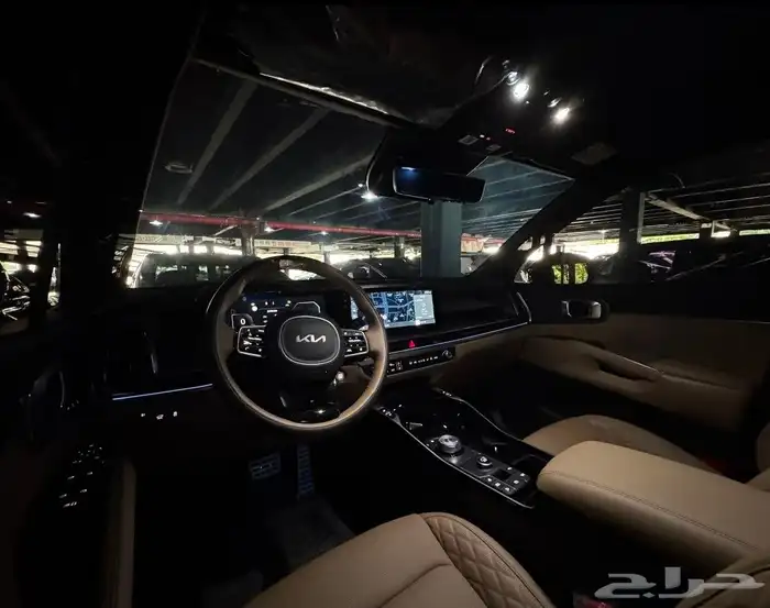 كيا سورينتو 2025.ماشية 3500 كيلو قابل للزيادة .فل كامل 8