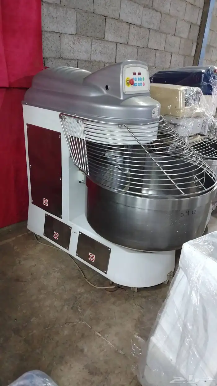 معدات مطاعم ومخابز وحلويات و كافيهات مستخدم 7