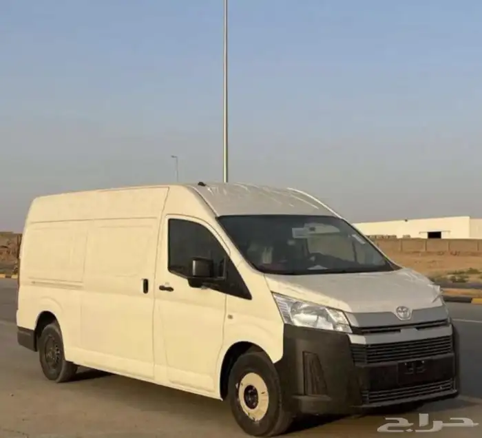 تويوتا فان بضاعه سقف عالي قير عادي موديل 2025 3