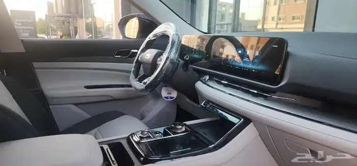 فورد تيريتوري - تيتانيوم (فل كامل) موديل 2023 - (أعلى فئه) 12