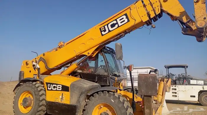 .رافعة تلسكوبية لرفع مواد البناء 0