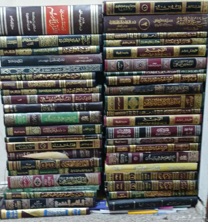 كتب مجلدات للبيع 0