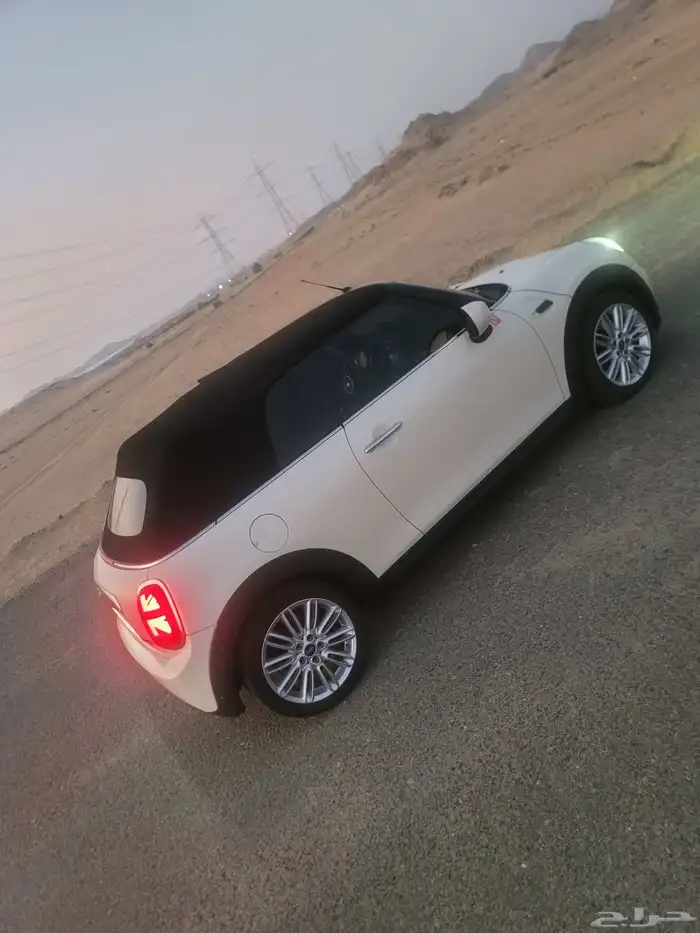 ميني كوبر كشف موديل 2020 نظيف 24