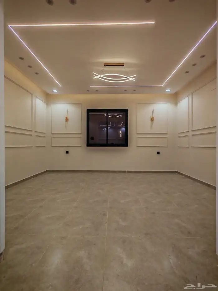 للبيع بحي الاسكان شقق تمليك علوي ب550 الف سطح خاص مصعد شغال 11