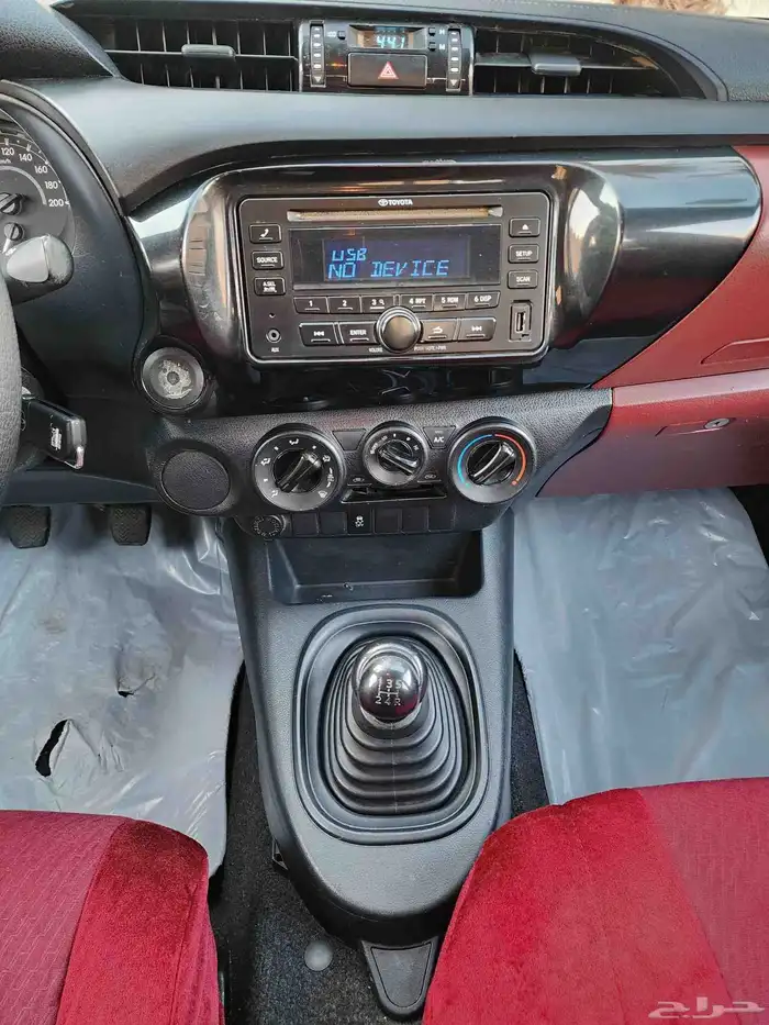 تويوتا هايلوكس 2017 ( بدون دبل ) 12