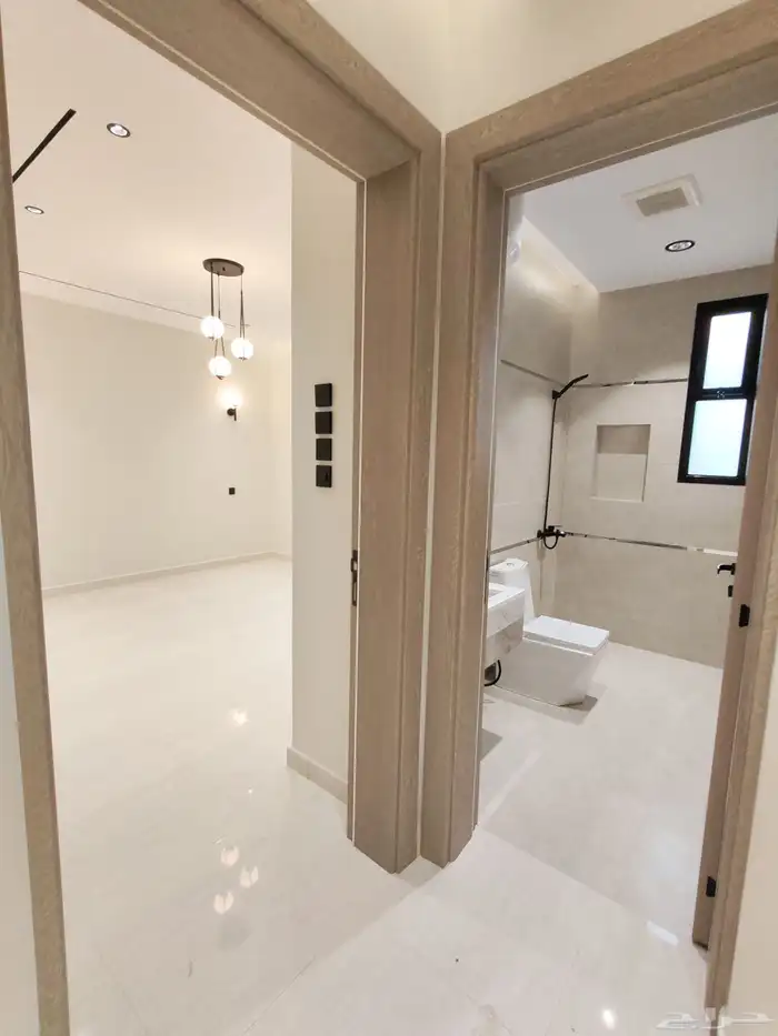 للبيع بحي النزهه احد رفيده دور ارضي بحوش مدخل سياره vip 16