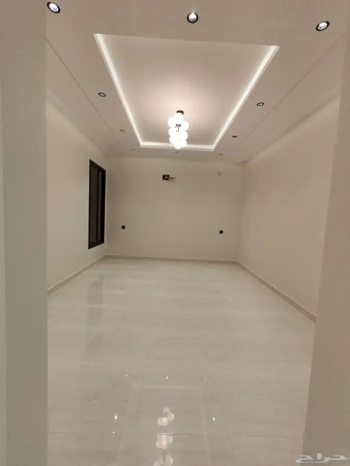 للبيع بحي النزهه احد رفيده دور ارضي بحوش مدخل سياره vip 9