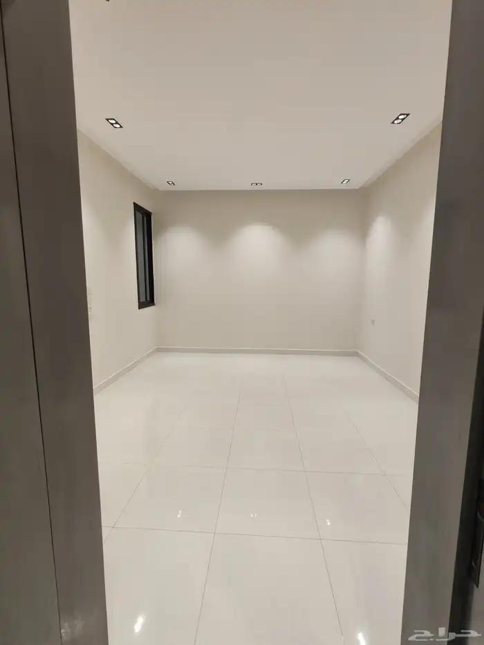 للبيع بحي التحليه شقق تمليك علوي ب 520 الف موقع ممتاز 22