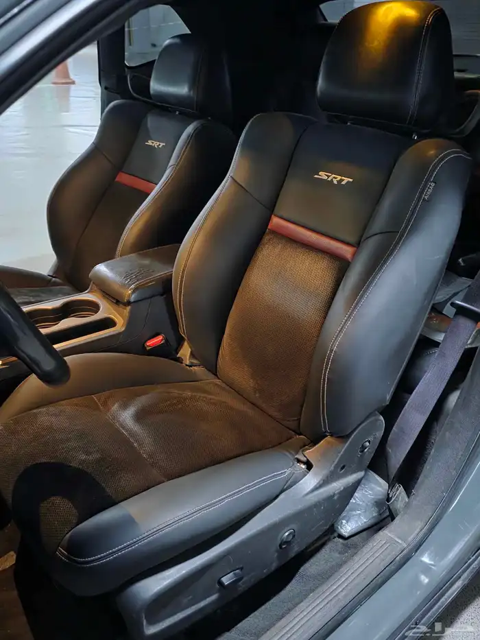 للبيع دودج تشالنجر SRT 6.4 2012 لون اسمنتي 14