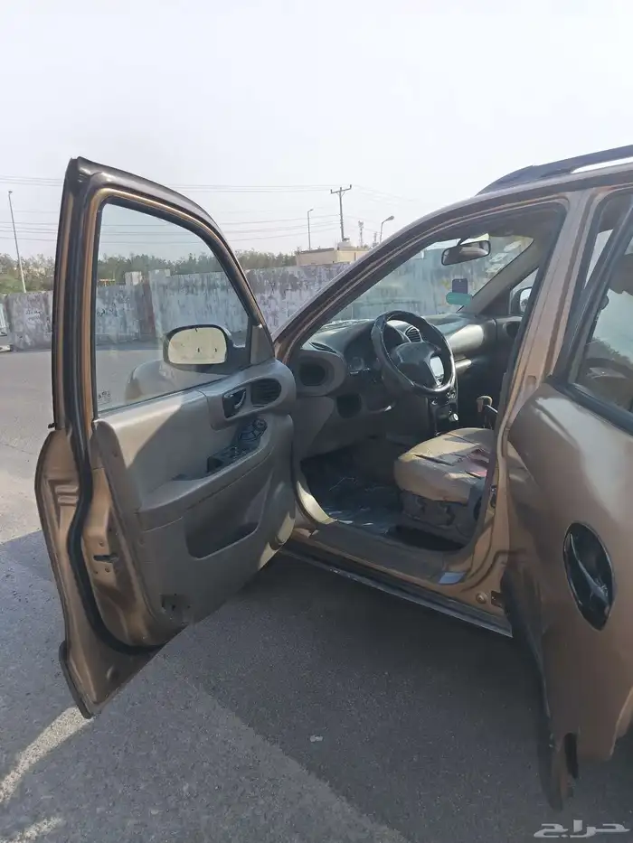 للبيع مستعجل جيب هونداي سنتافي 2002 نظيف 29