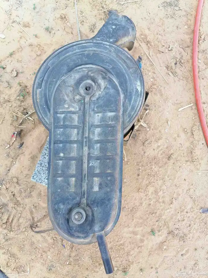 قربة جيب تايوتا صالون من مويل 81 الى 88م 3