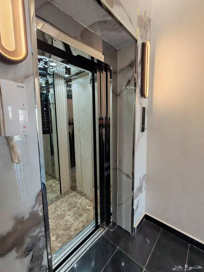 للبيع بحي التحليه شقق تمليك علوي ب 520 الف موقع ممتاز 4