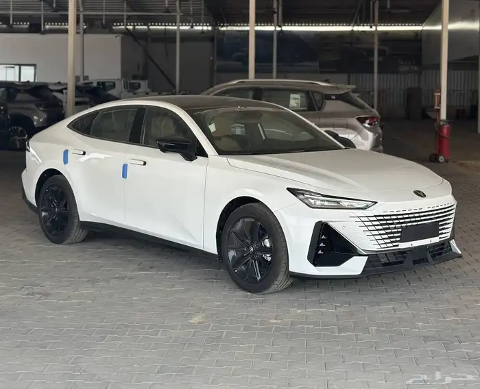 شانجان يونى فى 2026- CHANGAN UNI-V 8