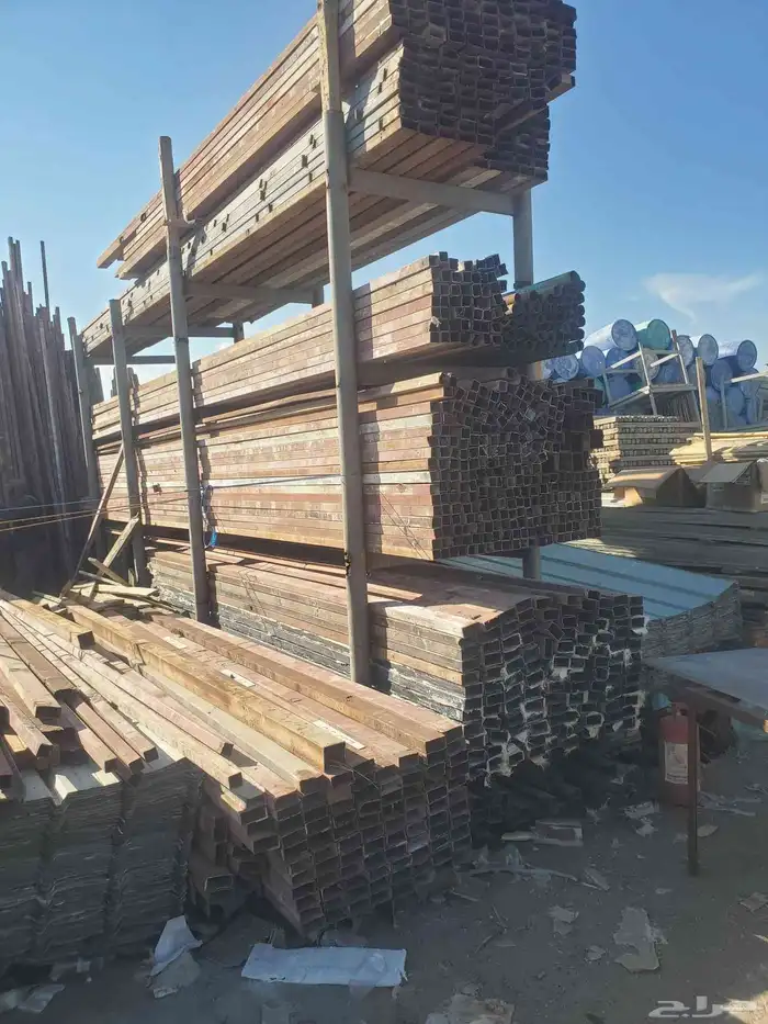 زنق للبيع هناقر وتيوبات للبيع جميع المقاسات ومرابيع 4 4 4