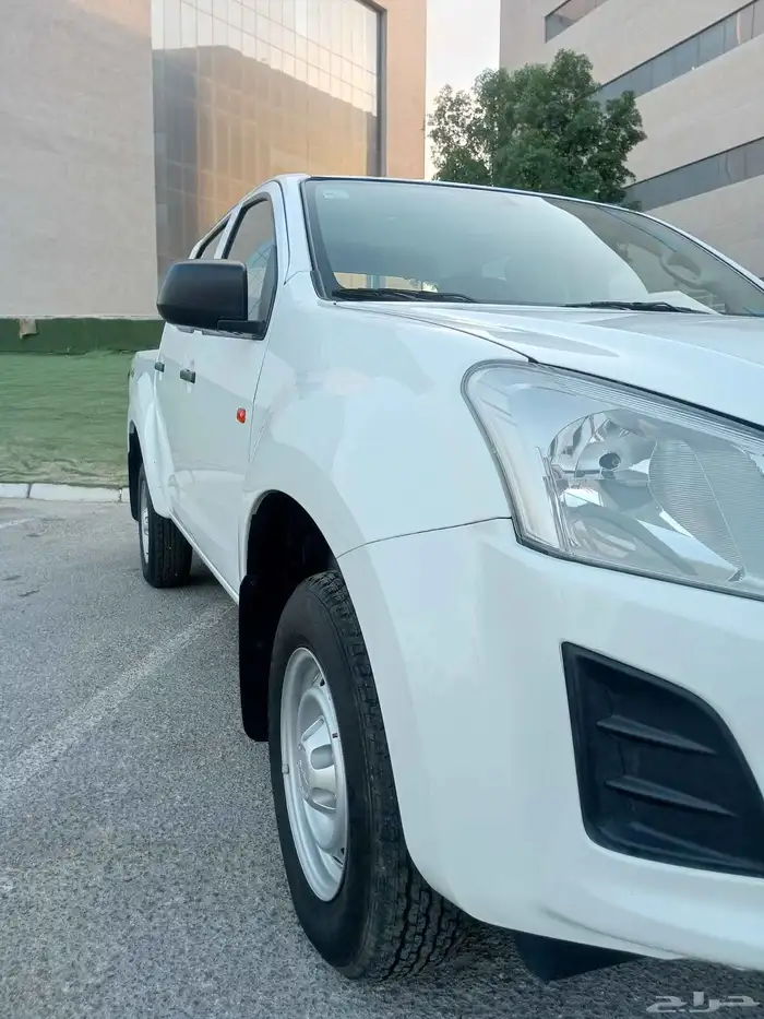 ايسوزو ديماكس 2023 5