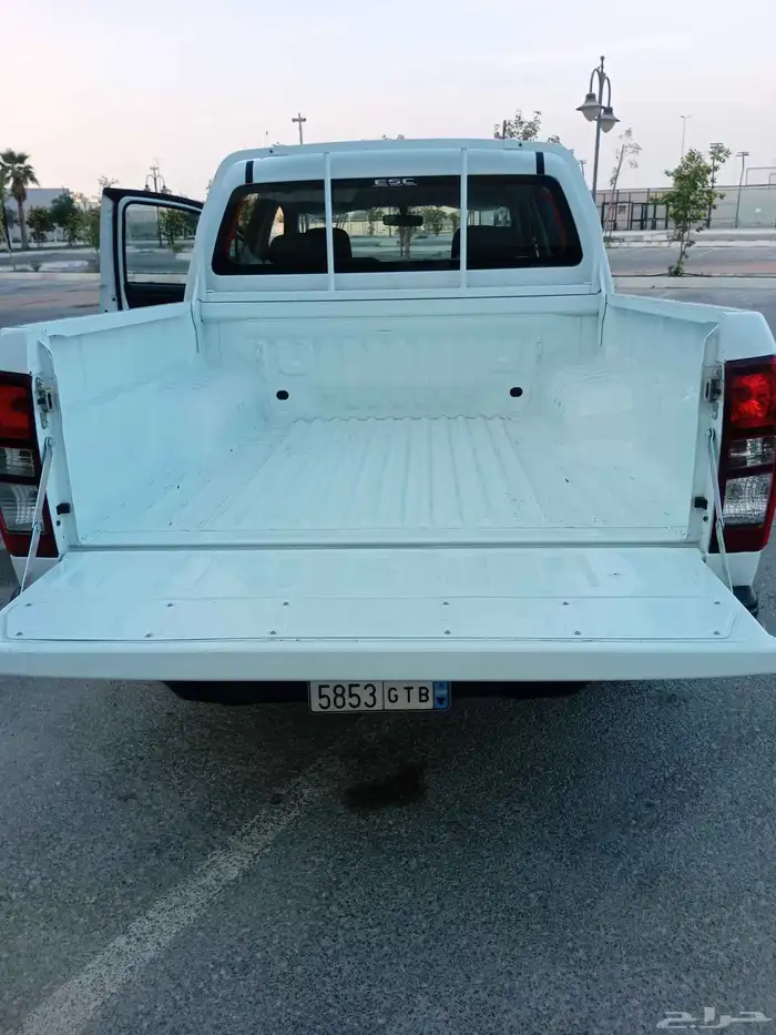 ايسوزو ديماكس 2023 25