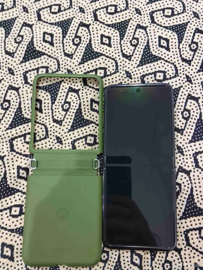 جوال موتولا رايزر 50 أخو الجديدة استخدام أقل من سبوعين كرتون 6