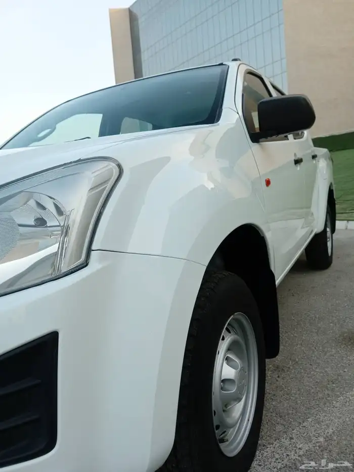 ايسوزو ديماكس 2023 3