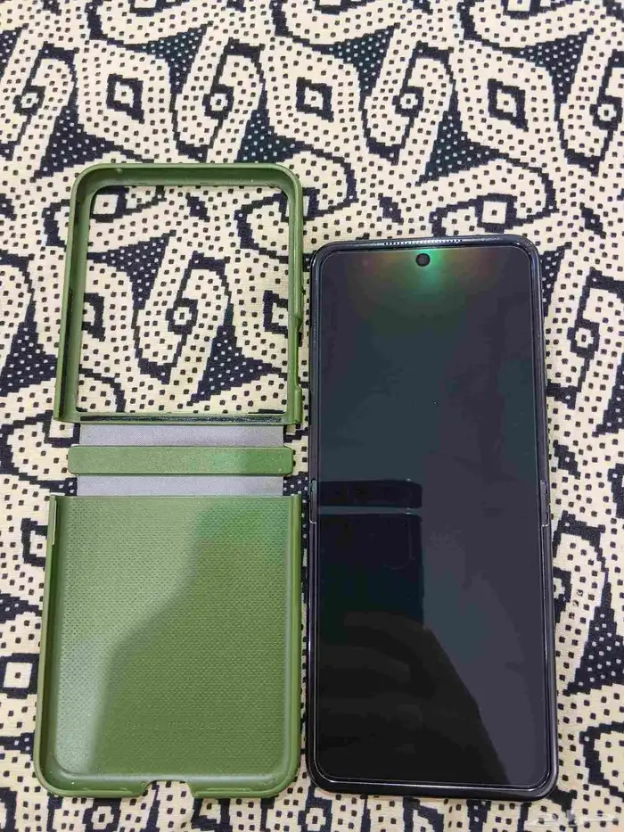 جوال موتولا رايزر 50 أخو الجديدة استخدام أقل من سبوعين كرتون 8