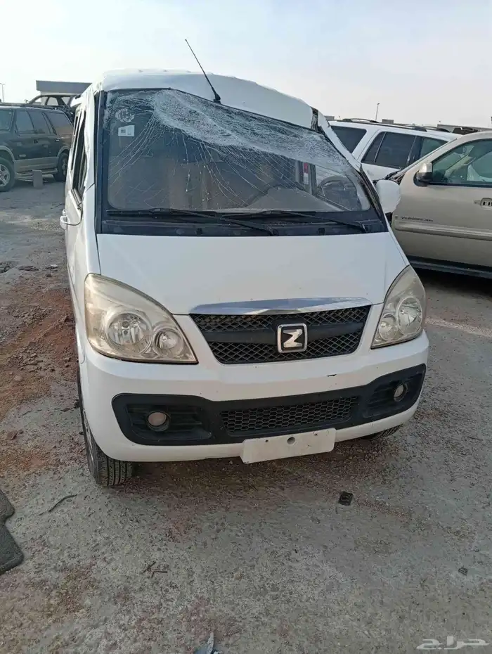 سيارة زوتي z10 فان موديل 2014 صيني الصنع تشليح برج المريسي 1