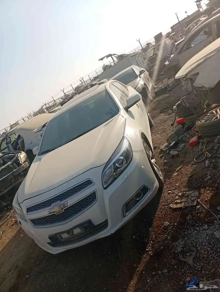 ماليبو 2015 تشليح قطع غيار ويوجد لدينا قطع غيار لانواع السيا 3