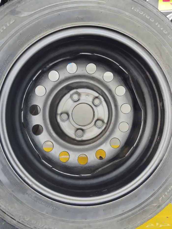 هونداي النترا مقاس 15 اصلي وكاله مع الكفرات مرشوش 3