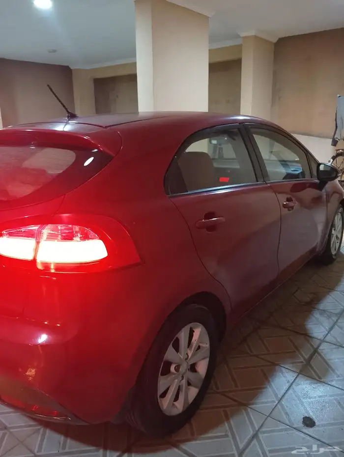 كيا ريو هاتشبك 2013 7