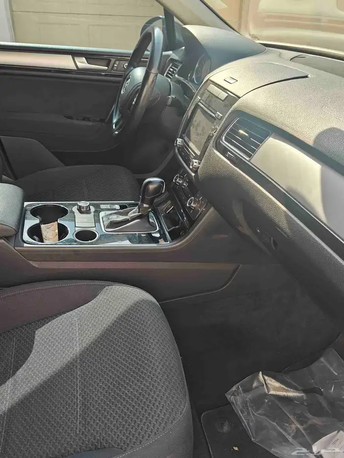 جيب طوارق موديل 2012 نظيف جدا بودي بلد 14