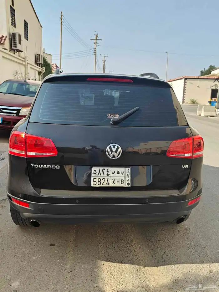 جيب طوارق موديل 2012 نظيف جدا بودي بلد 1