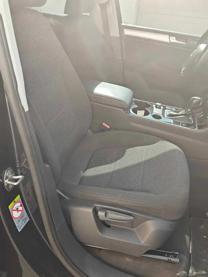 جيب طوارق موديل 2012 نظيف جدا بودي بلد 15