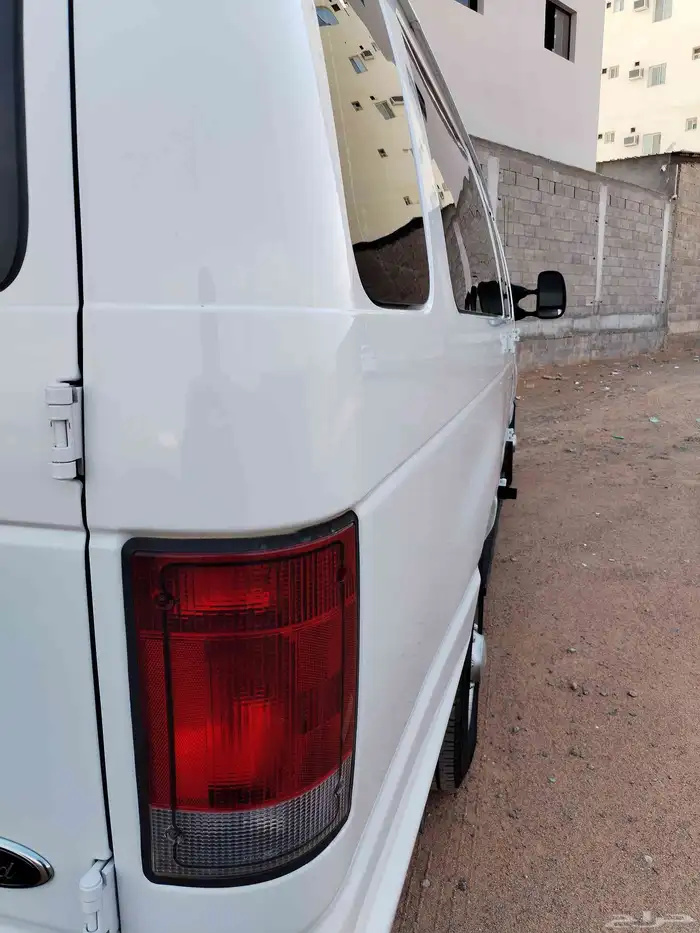 فان فورد مخزن بحالة الوكالة 7