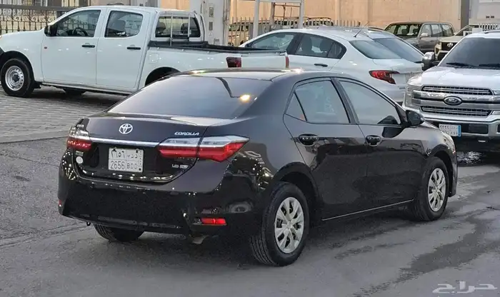 كورولا XLI 1.6 بنزين 2018 3