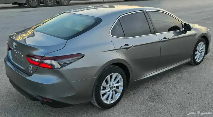 كامري ستاندر بنزين 2023 بحاله ممتازه 4