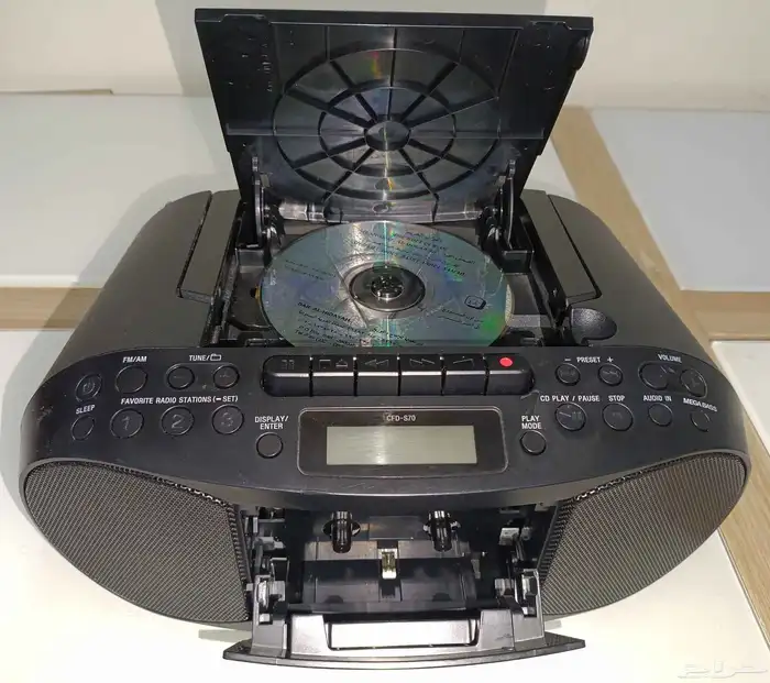 راديو وكاسيت سوني يعمل بصوره جيده 0