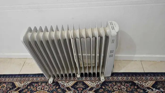 غساله شبه جديده لم يتم استخدمها اكثر من شهر وعدد 2 دفايه 3