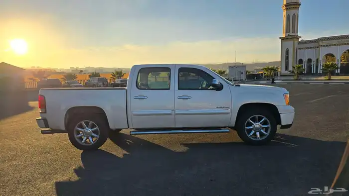 سييرا غمارتين دينالي نظيف 2013 للبيع 4