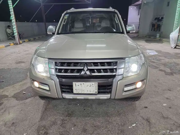 باجيرو 2015 دبل نص فل 0