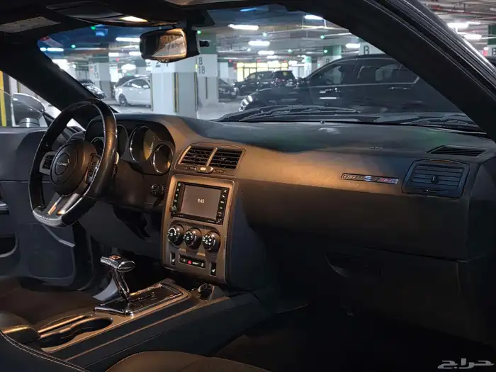 للبيع دودج تشالنجر SRT 6.4 2012 لون اسمنتي 9