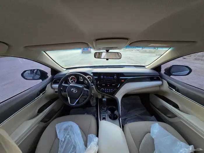 كامري ستاندر بنزين 2023 بحاله ممتازه 11