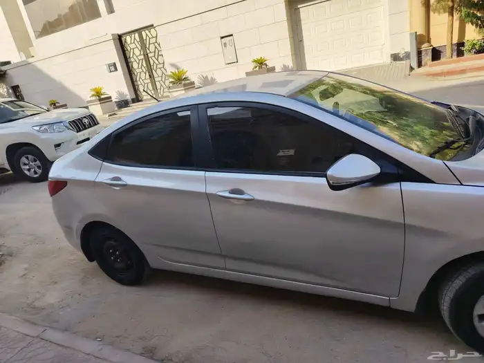 سياره اكسنت 2016 قير اتوماتيك 3